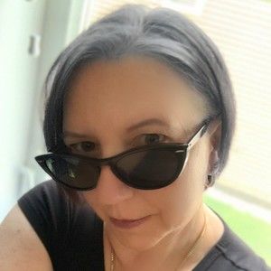 Meet your Posher, Deanna